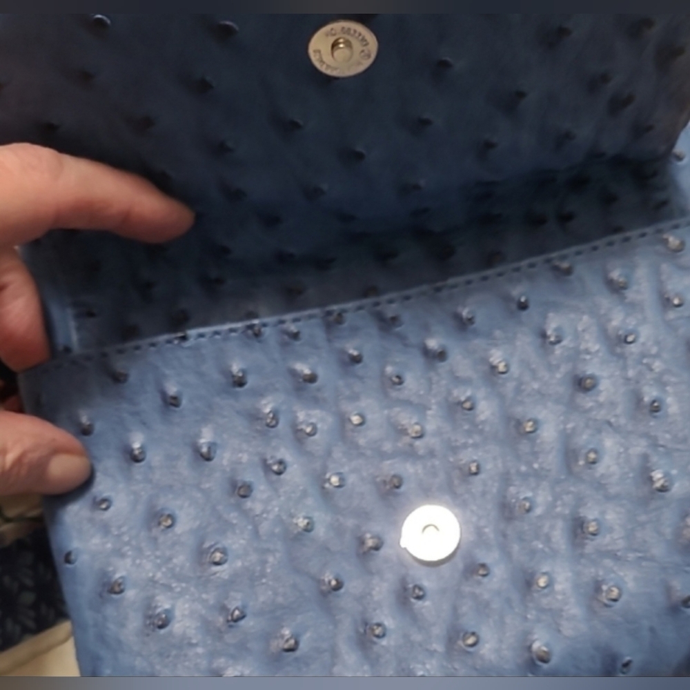 Blue Floral Embossed Women's Bag - Picture 3 of 3